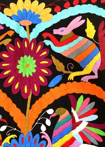 画像3: オトミの刺繍タペストリー　テーブルセンター