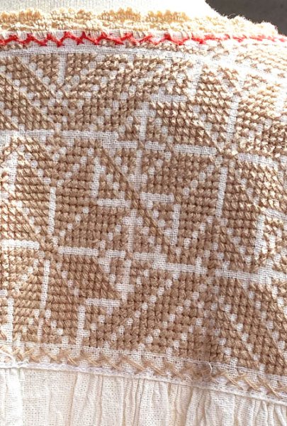 画像4: クロスステッチ刺繍ブラウス (4)