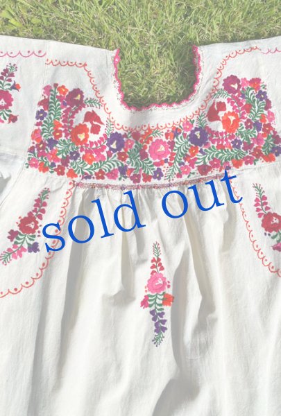 画像2: サンアントニーノ刺繍チュニックブラウス (2)