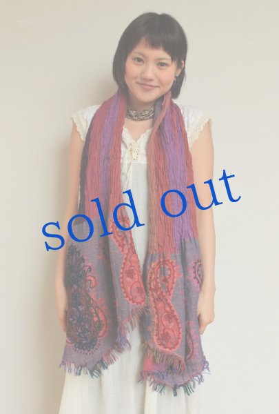 画像3: 軽いウールガーゼの刺繍ストール (3)