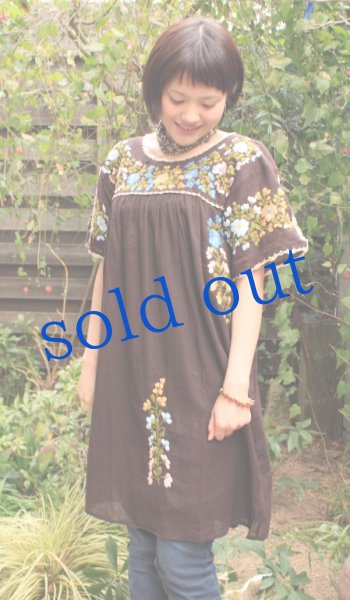 画像2: ガーゼ刺繍のチュニックワンピース (2)