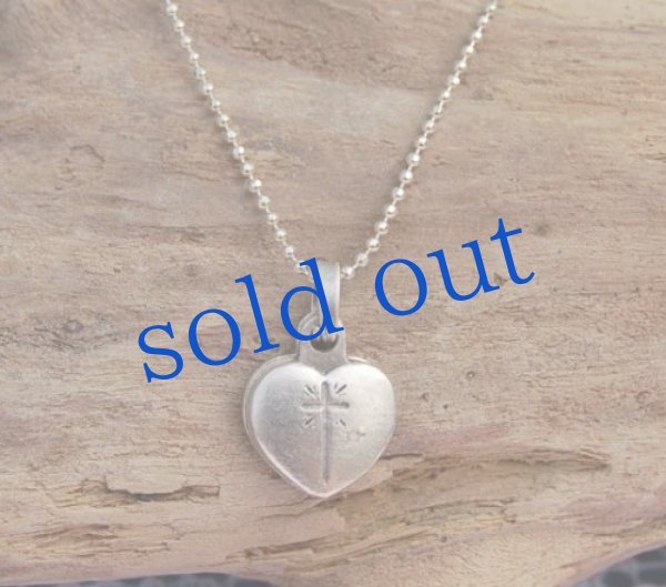 画像2: 2つのハートお守りペンダント (2)