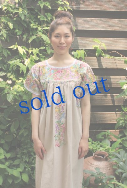 画像2: サンアントニーノ刺繍ワンピース (2)
