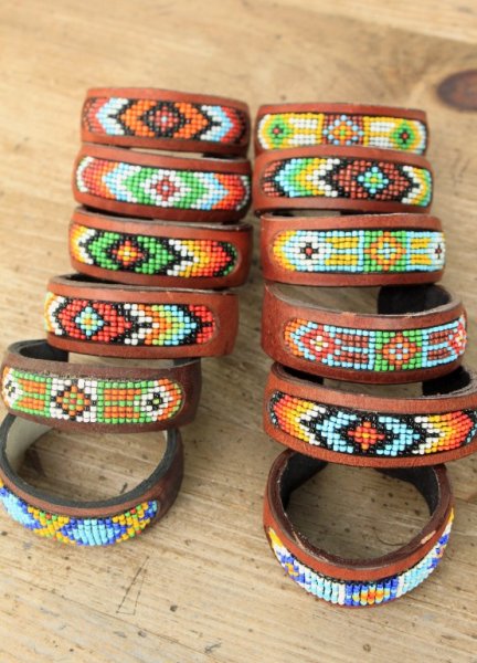 画像2: ネイティブ・ビーズバングル(本革) (2)
