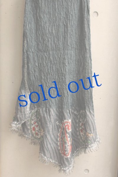 画像3: 軽いウールガーゼの刺繍ストール (3)