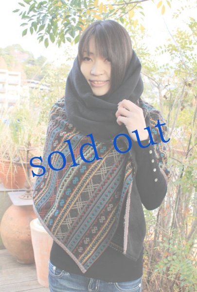 画像4: リバーシブル巻き布ショールポンチョ (4)