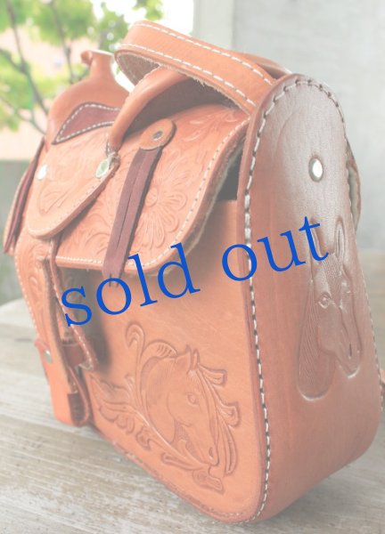 画像4: 本革・型押し・馬の鞍型バッグ(大) (4)