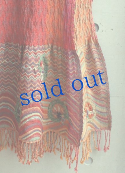 画像2: 軽いウールガーゼの刺繍ストール (2)