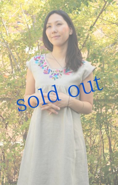 画像2: 麻リネン・メキシコ刺繍 ワンピース (2)