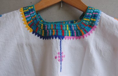 画像1: コットンのメキシコ刺繍ブラウス(緑）