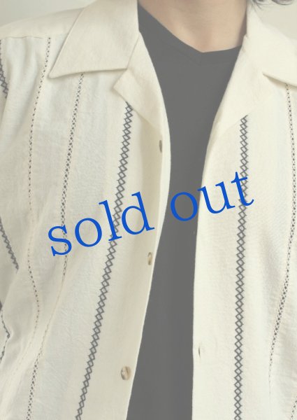 画像3: メンズ刺繍のラテンシャツ (3)