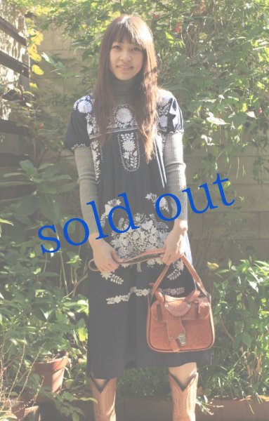 画像4: 本革・型押し・馬の鞍型バッグ（大） (4)