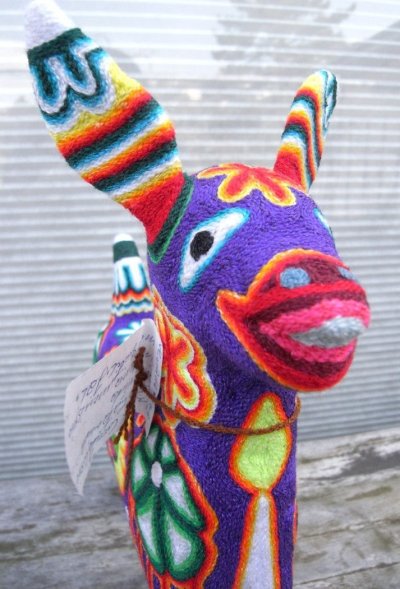 画像1: ウイチョル族の毛糸絵・アート「鹿」