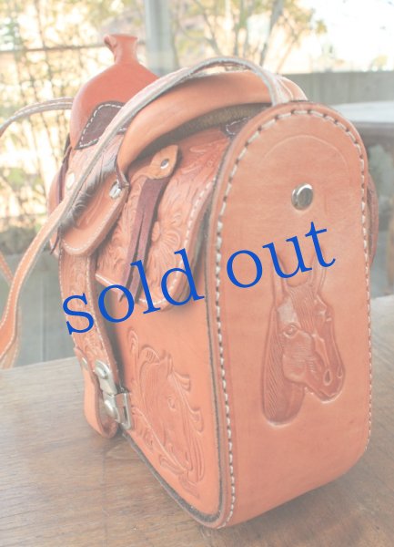 画像2: 本革・型押し・馬の鞍型バッグ（大） (2)