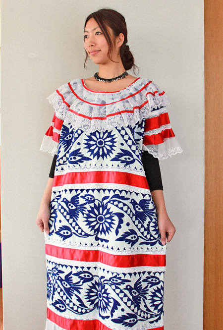 メキシコ刺繍の洋服ワンピース、チュニック、メキシカン刺繍