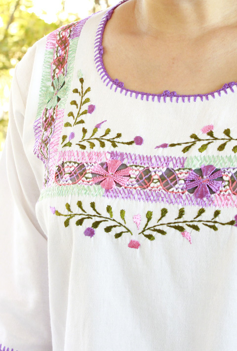 サンアントニーノ刺繍５分袖トップス