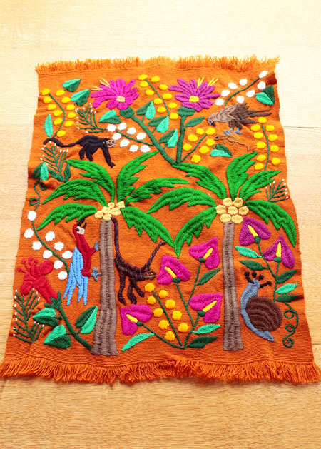 オトミ族の手刺繍ベットカバー・テーブルクロスメキシコの刺繍・販売 
