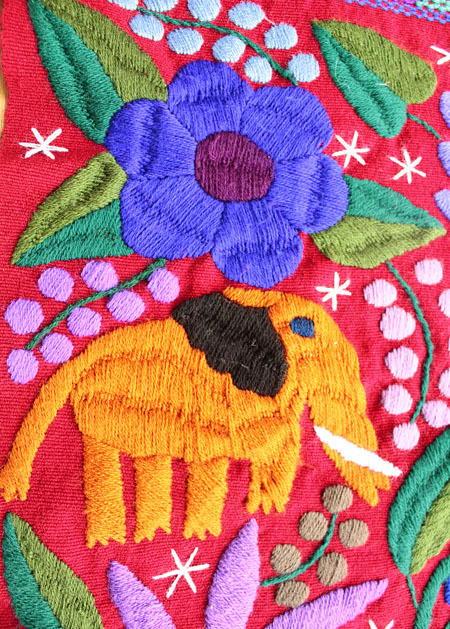 ROG ヴィンテージ　スザニ　手刺繍　タペストリー、グアテマラ刺繍、　メキシコ刺繍 雑貨