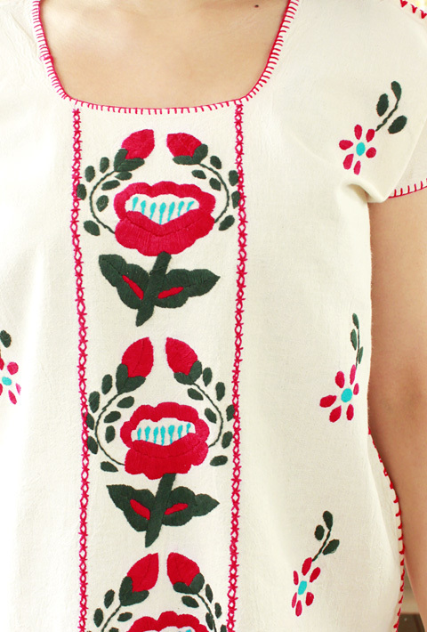 メキシコ刺繍の洋服ワンピース、チュニック、メキシカン刺繍 メキシコ刺繍の洋服ワンピース、チュニック、メキシカン刺繍