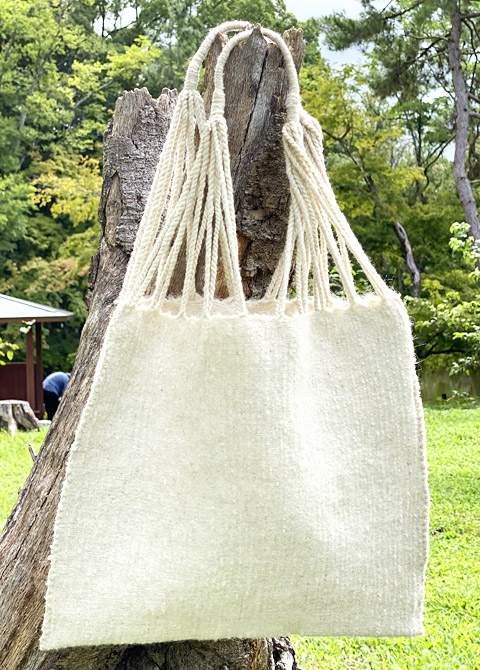 チャムラのウール手織り生地バッグ　